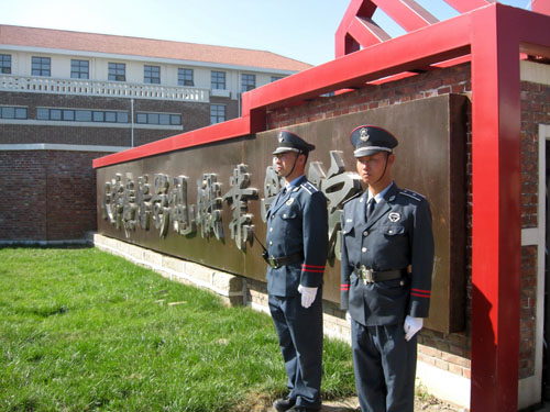 保安站(zhàn)崗雄姿